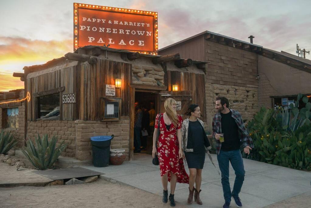 Вілла Near Pappy & Harriet'S + Rimrock Ranch W/ Hot Tub Pioneertown Екстер'єр фото