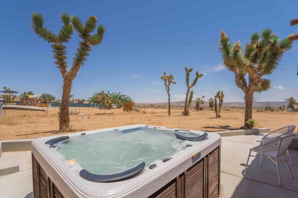 Вілла Near Pappy & Harriet'S + Rimrock Ranch W/ Hot Tub Pioneertown Екстер'єр фото